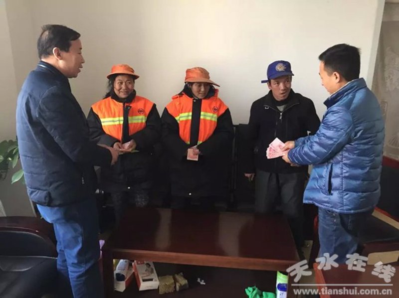 聚焦社会关怀 助力困难职工走出困境